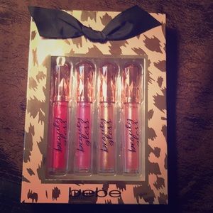 Bebe lip gloss